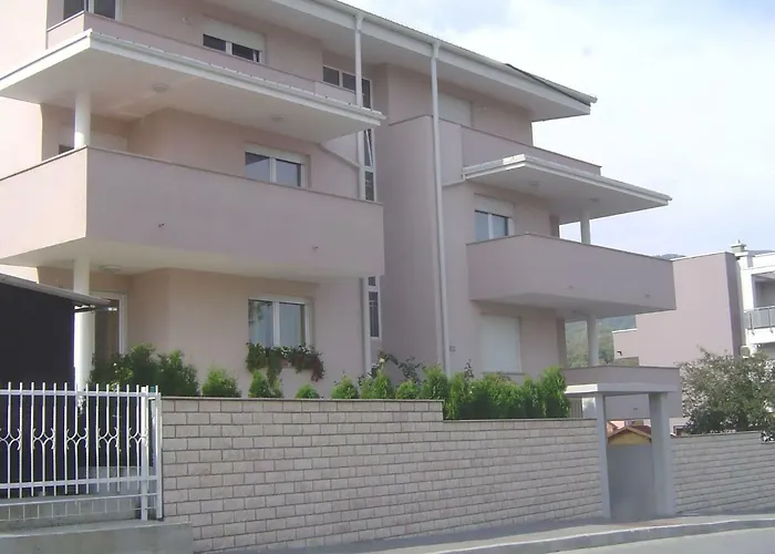Apartmani Almica