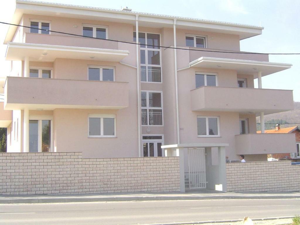 Almica Apartmán *